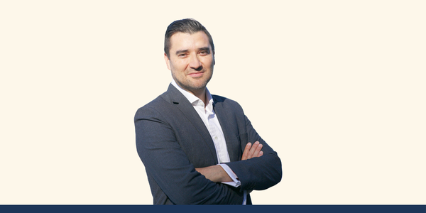 Dr Carlos Nunez